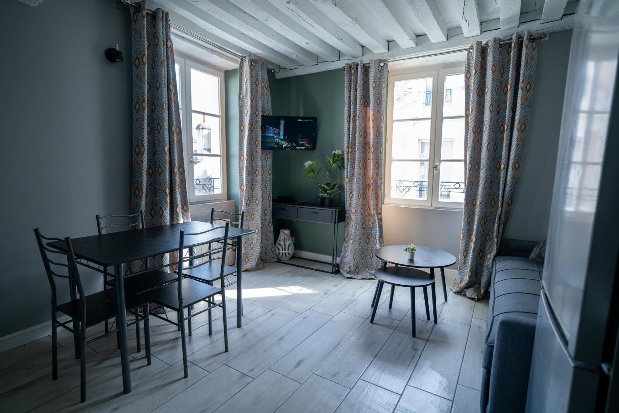 אורליאן Celeste Appart - Grand Appartement Centre Ville - Refait A Neuf מראה חיצוני תמונה